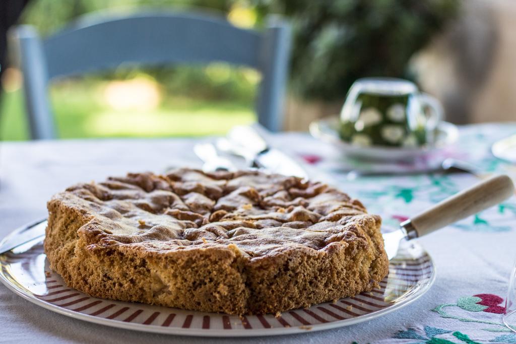 Poggio Dei Prugnoli Bed & Breakfast Tavoleto Екстериор снимка