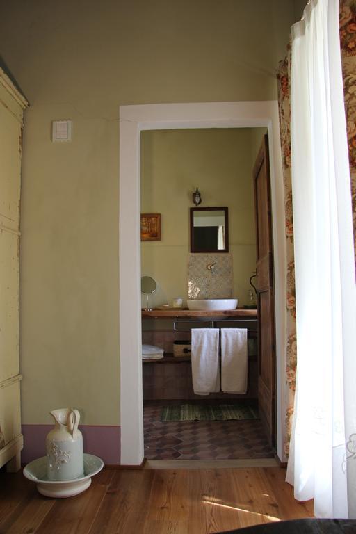 Poggio Dei Prugnoli Bed & Breakfast Tavoleto Екстериор снимка